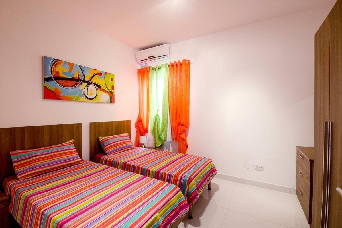 Crescent Court F Apartment St. Paul's Bay Ngoại thất bức ảnh